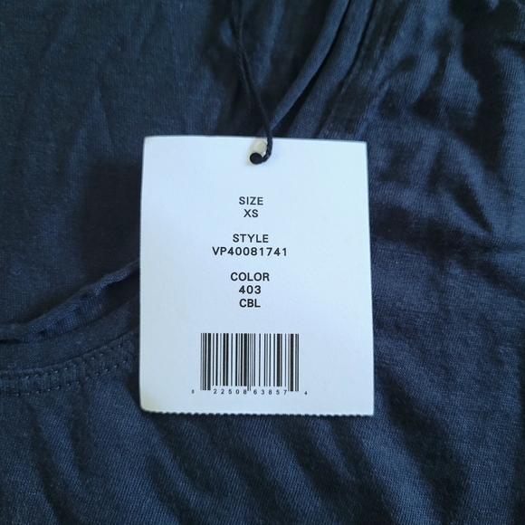 Vince Not-So-Basic Dark Cobalt Blueđź’™ Teeđź‘• - NWT - Picture 7 of 12